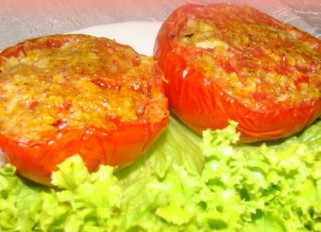 Жареные помидоры с чесноком